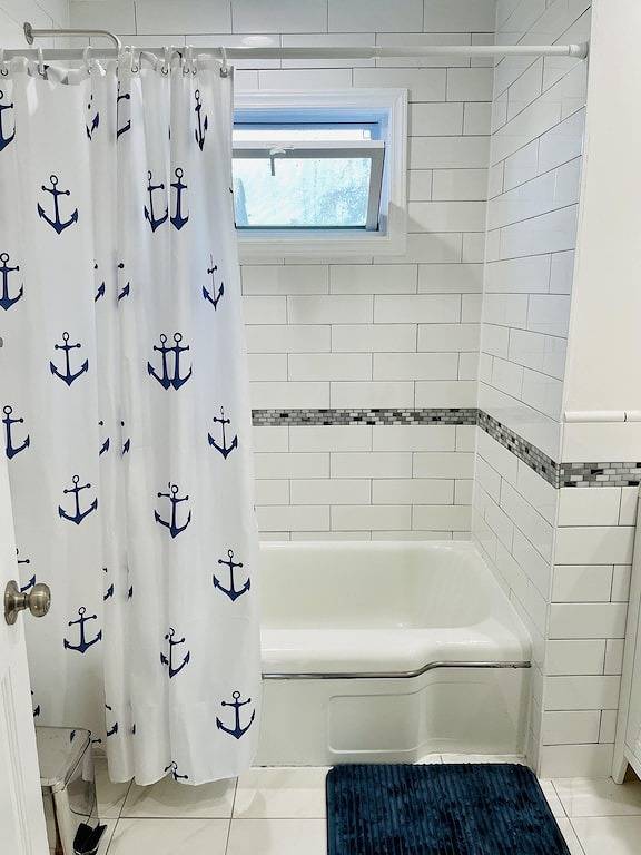 Mystic Coastal Gem: 3Br Ideal for Families! in Mystic, Connecticut