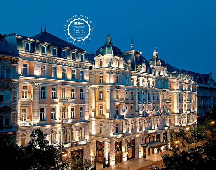 Hôtel pour 4 personnes, avec jardin ainsi que piscine et jacuzzi à Budapest