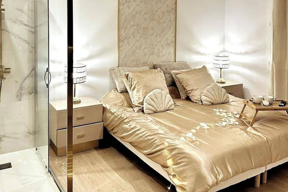 Apartamento entero, Fully equipped luxury apartment with jacuzzi and sauna 4 minutes from the beach in Calais, Región de Calais