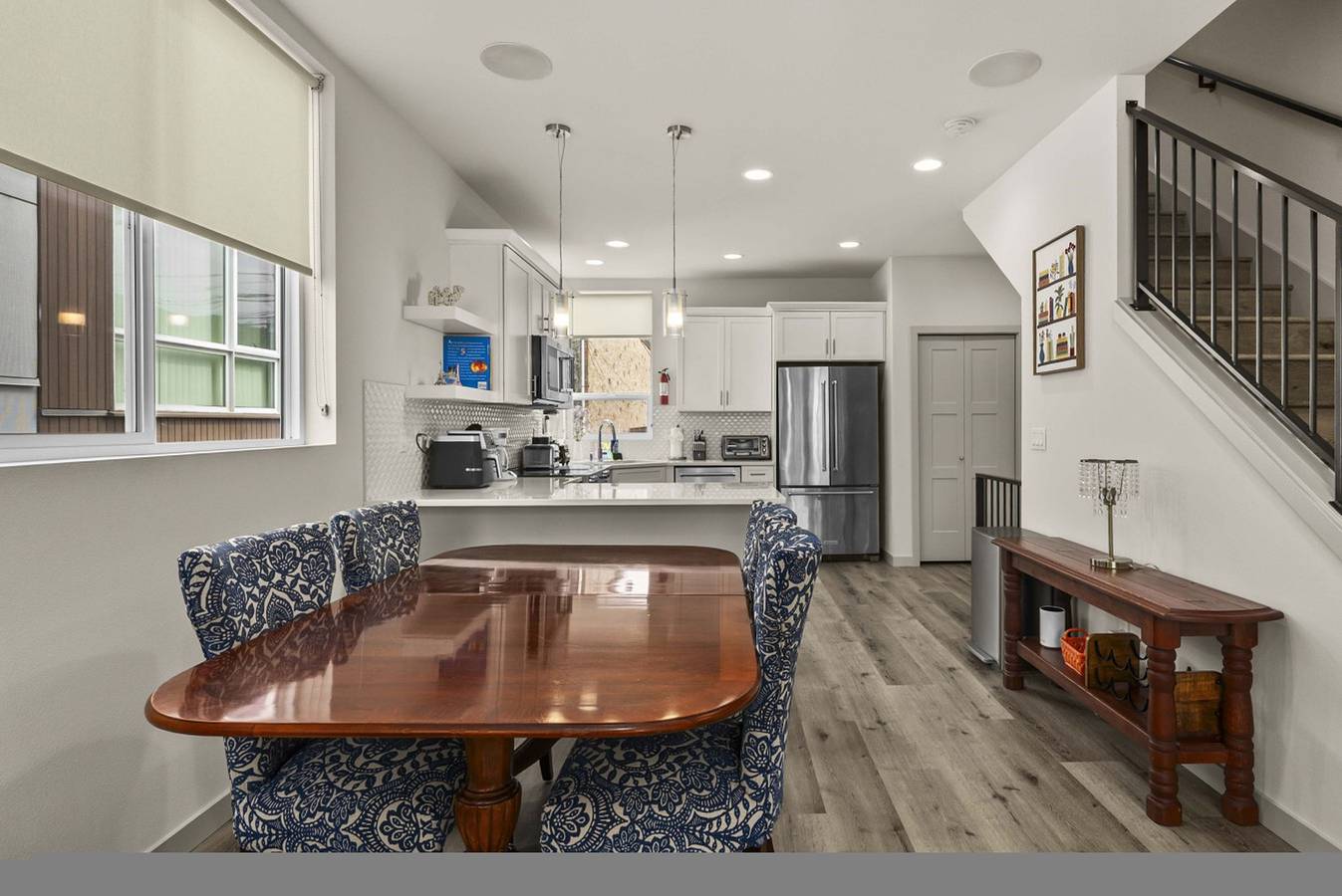 Sleek 3Br Seattle Townhome | Mins to Uw & Downtown in Seattle, Lake Washington
