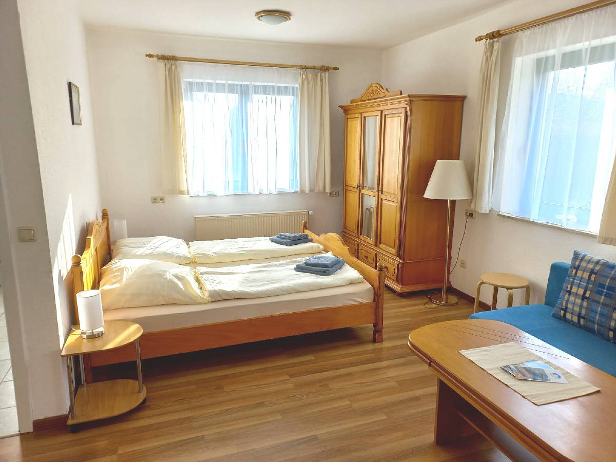 Ganze Ferienwohnung, Ostseedeich (08) in Prerow, Fischland - Darß - Zingst