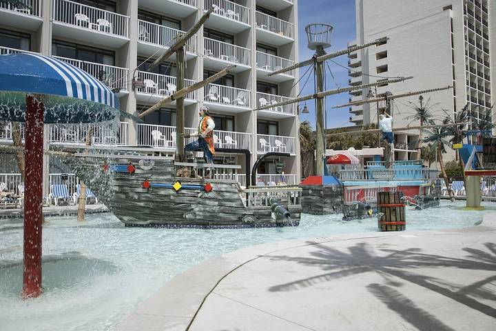 Vacation apartment for 10 people, with balcony and pool as well as hot tub - 1