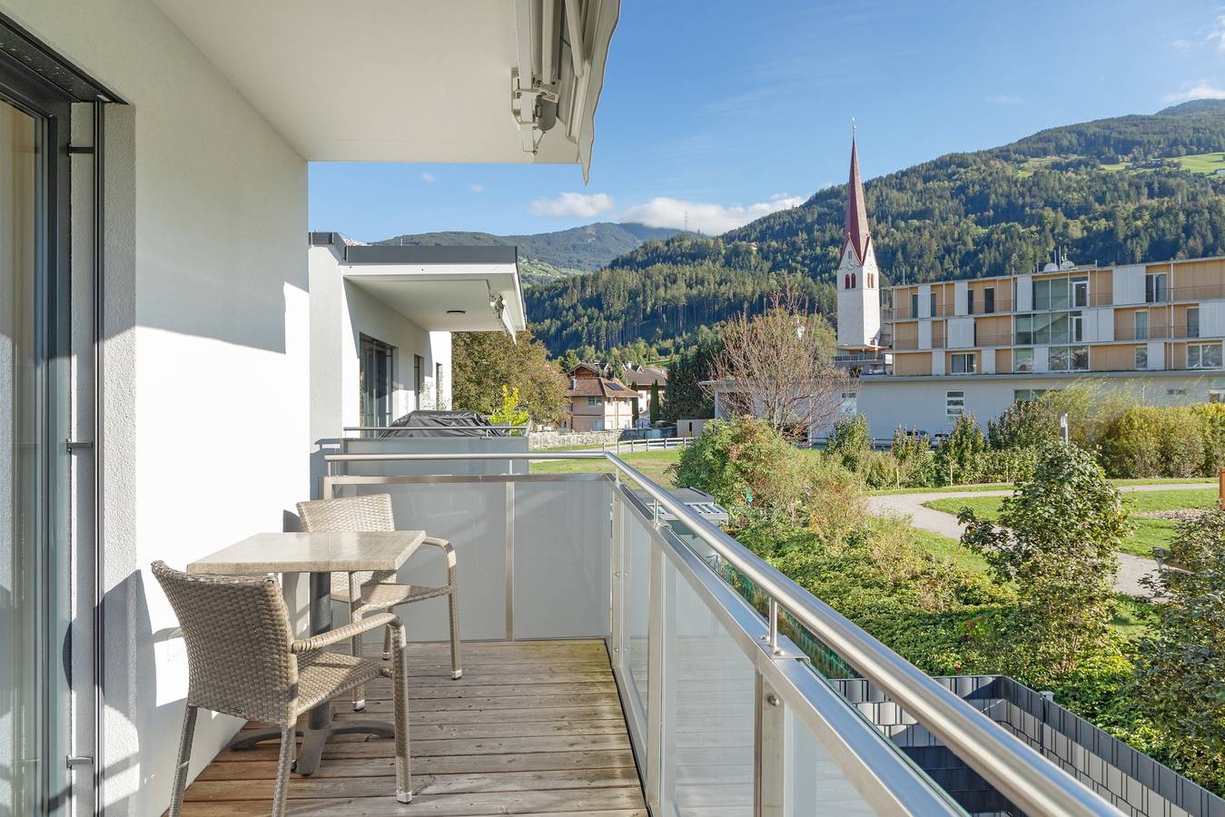 Ganze Wohnung, Apartment Little Alpenapart mit Bergblick, Balkon und WLAN in Tuxer Alpen, Volders