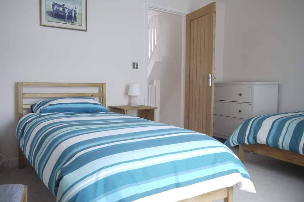 Crab Cottage - A Traditional Fishermans Cottage With A Modern Twist in Sheringham, Norfolk Coast