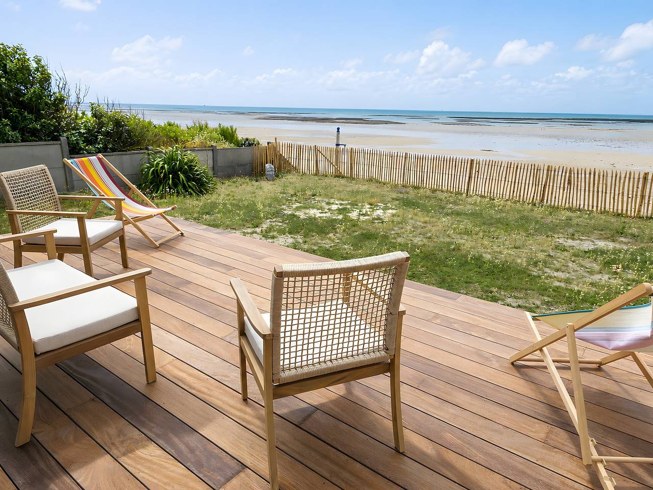 Villa « Front de mer - 8 personnes » avec vue sur la mer, terrasse  in Pirou, Région de Coutances