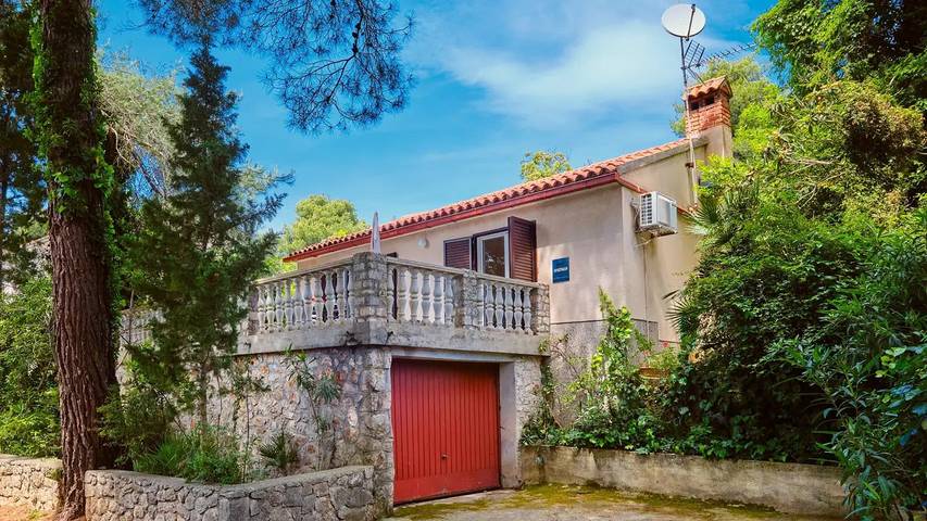 Ferienhaus für 4 Personen, mit Terrasse auf Lošinj