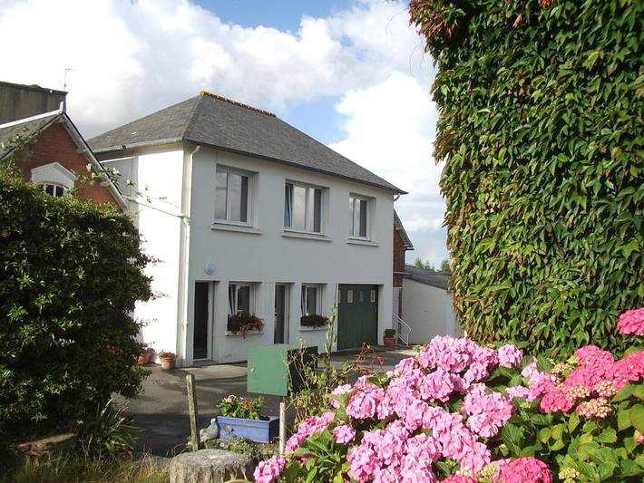 Location de vacances pour 6 personnes, avec Terrasse et Jardin à Hénanbihen - 2