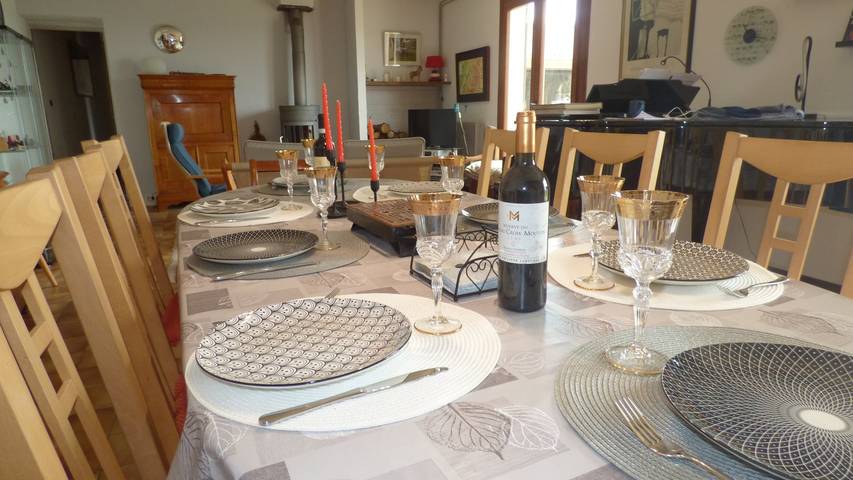 Chambre d’hôte pour 4 personnes, avec piscine et jardin dans l' Isère - 3