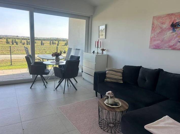 Ferienwohnung für 4 Personen, mit Terrasse und Garten sowie Ausblick