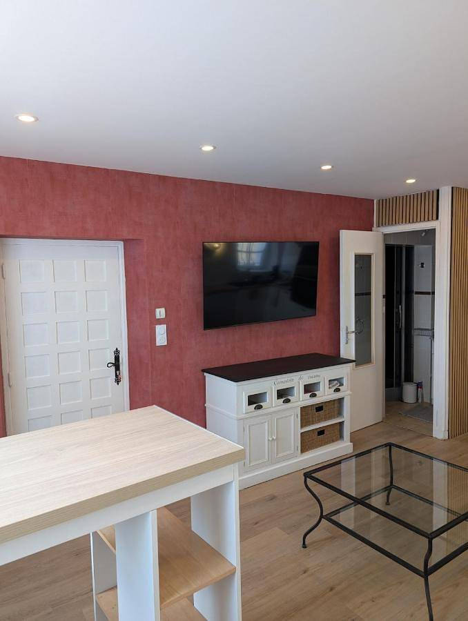 Gîte pour 2 personnes, avec terrasse ainsi que jardin et vue à Onet-le-Château - 4