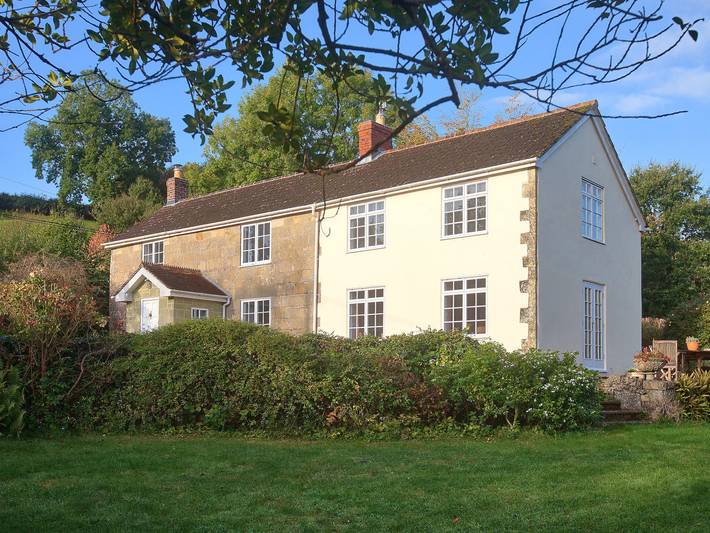 Gîte pour 7 personnes, avec jardin - 1