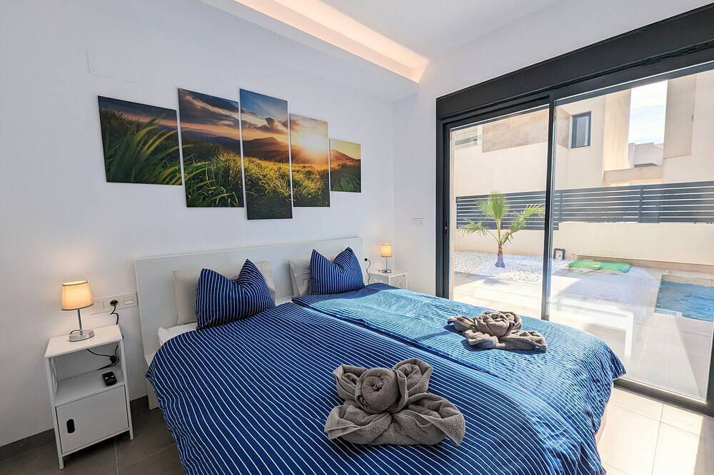 Villa 'R-58 Luxury New Build' with Private Pool, Terrace and Wi-Fi in La Herrada, Los Montesinos