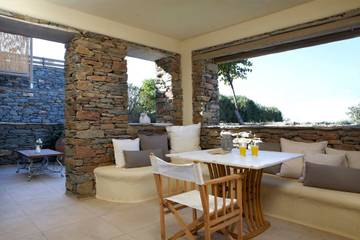 Villa for 10 People in Tinos, Cyclades, Photo 3