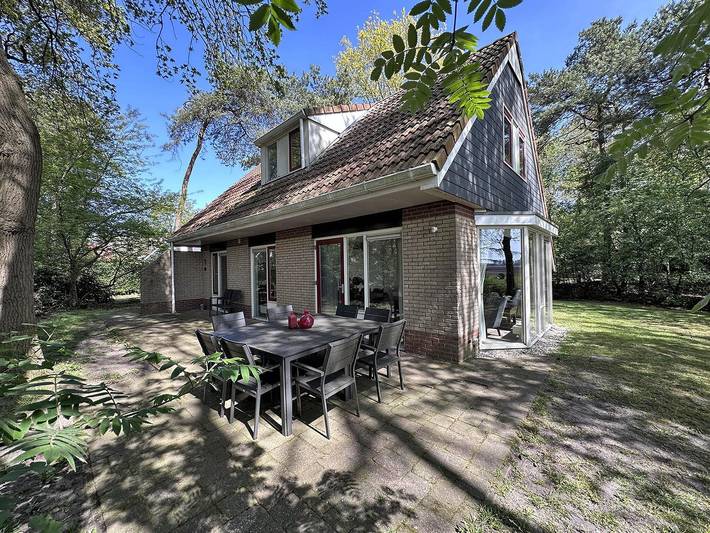 Vakantiehuis voor 10 personen, met Tuin in Lemele