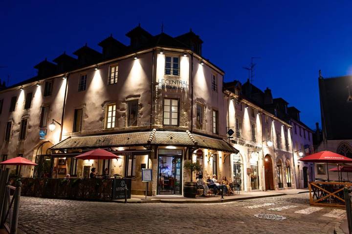 Hôtel pour 2 personnes, avec terrasse dans Les Hospices de Beaune - 4