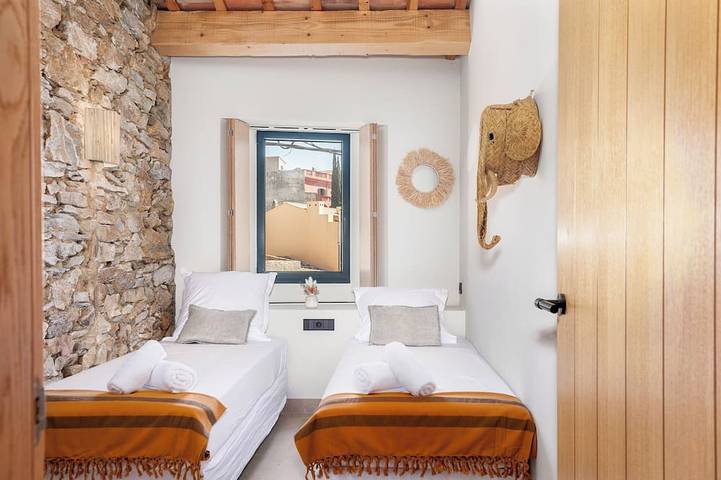 Casa Alegria - Charming townhouse in Begur in Begur Centre, Begur