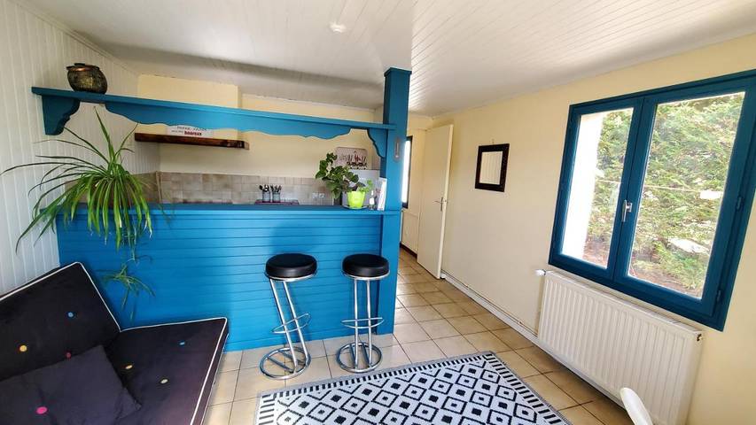 Gîte pour 2 personnes, avec jardin ainsi que terrasse et vue à Château-Arnoux-Saint-Auban
