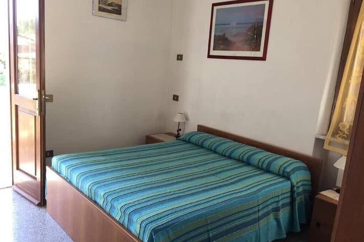 Ferienwohnung für 9 Personen, mit Garten und Balkon in Marina di Massa - 2