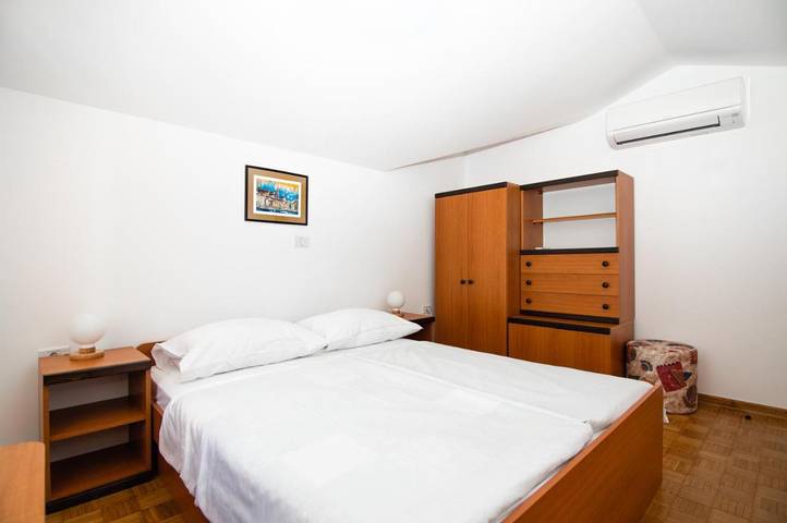Ganze Wohnung, Ferienwohnung für 4 Personen mit Terrasse in Piran, Slowenische Riviera