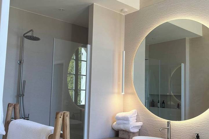 Château pour 20 personnes, avec jardin et piscine dans le Vaucluse - 3