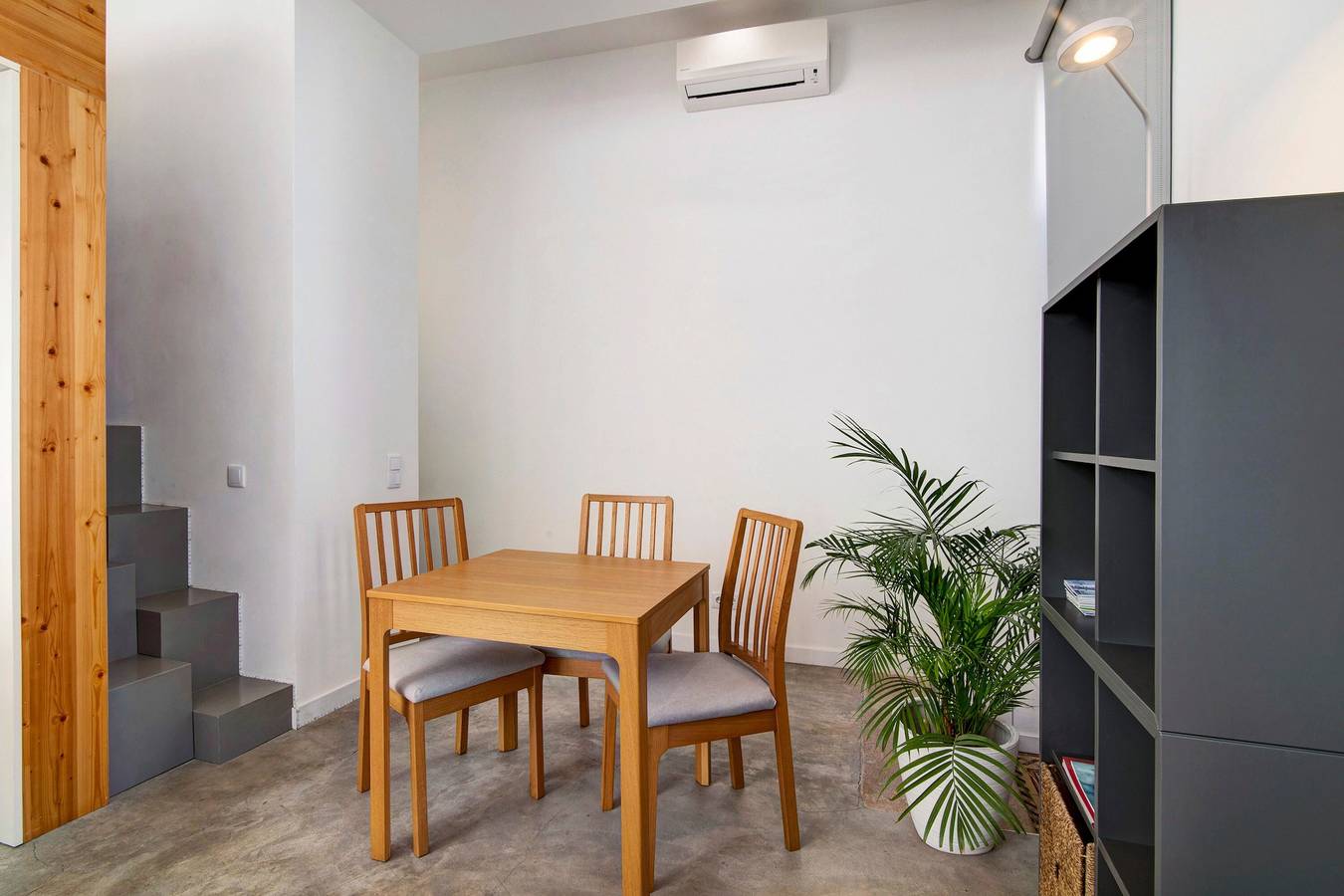 Studio 'Casa Vermelha I' met terras, Wi-Fi & airconditioning, foto 14