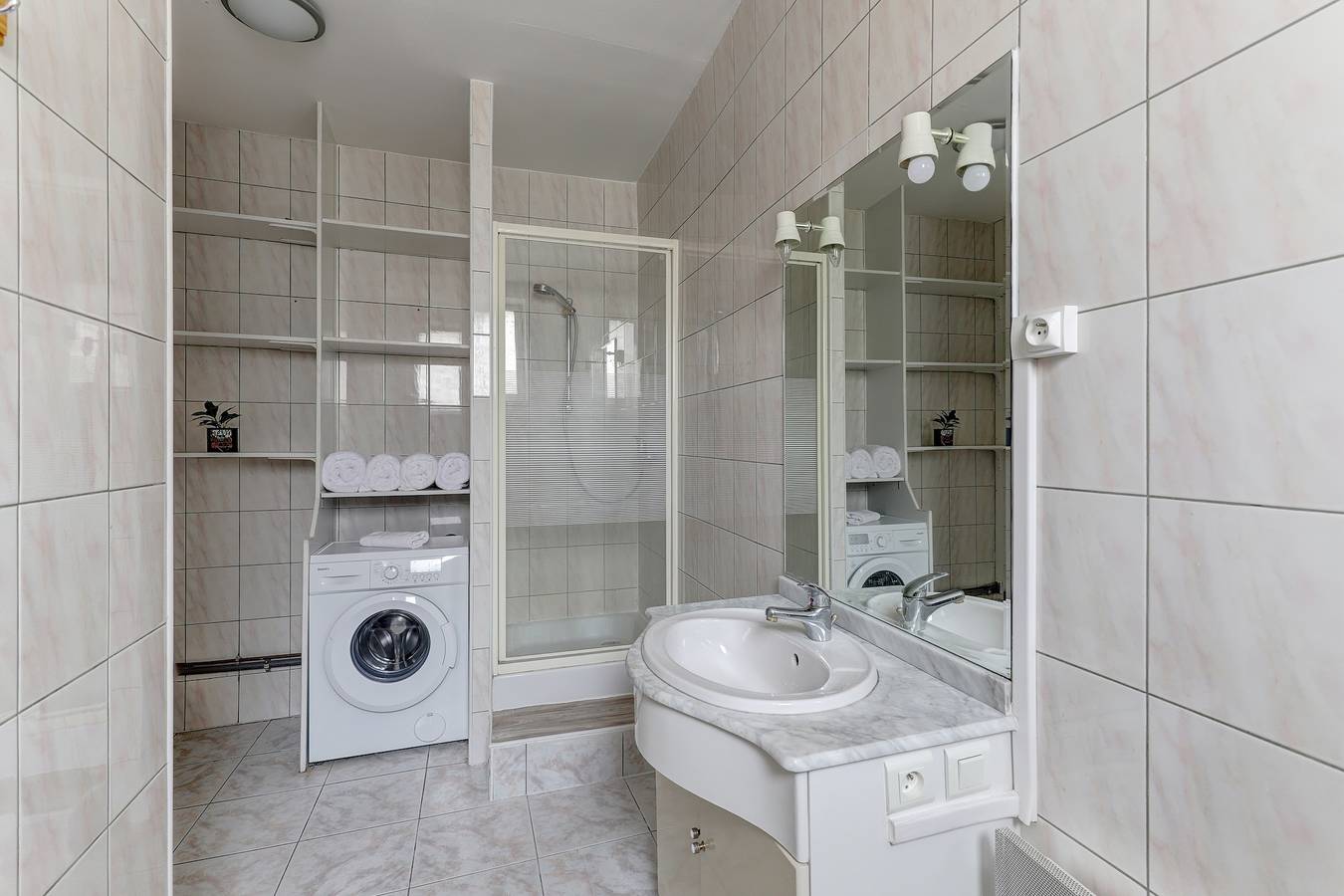 Ganze Wohnung, Le Balcon des Thermes - Proche des Thermes in Néris-les-Bains, Montluçon und Umgebung