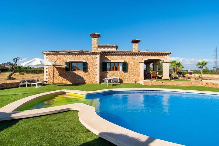 Villa for 10 people, with terrace - 1