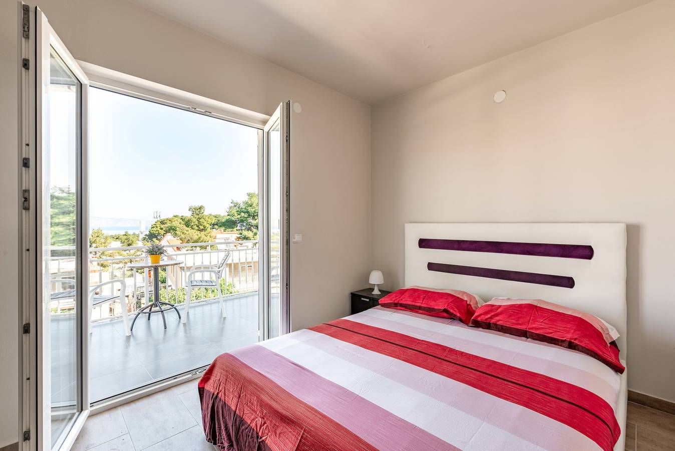 Apartamento entero, Apartamento-estudio con terraza y vista al mar Jelsa, Hvar As-13513-a in Jelsa, Hvar (isla)