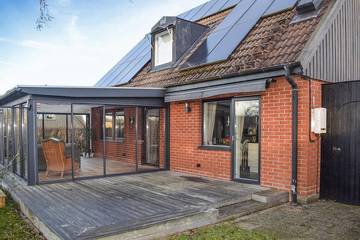 Ferienhaus für 10 Personen, mit Garten in Simrishamn