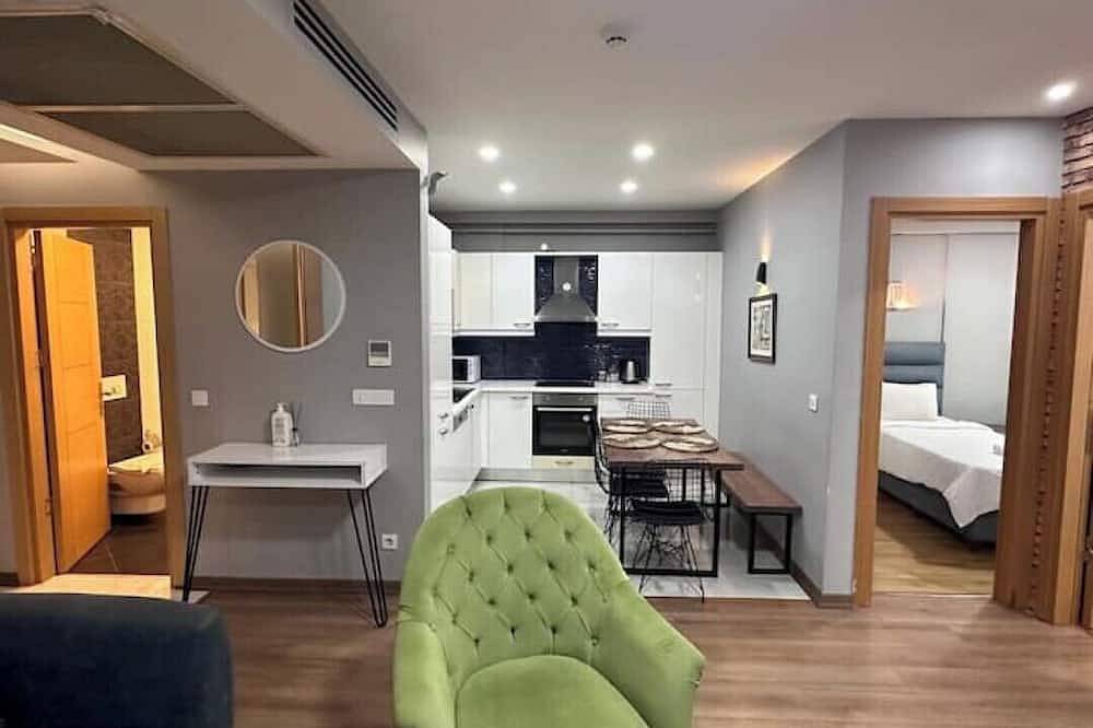 Entire apartment, 2 bedrooms deluxe residence in Şişli, Istanbul