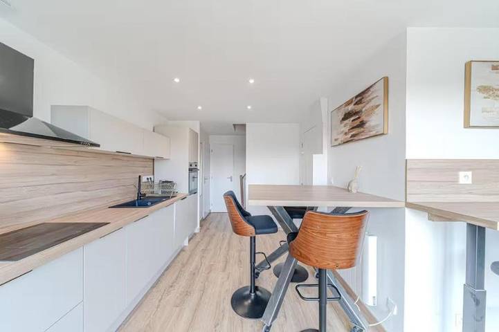 Gîte pour 12 personnes, avec balcon et vue à Caluire-et-Cuire - 4