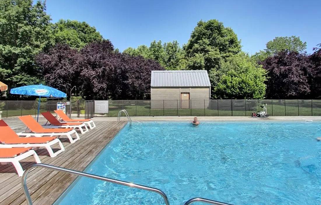 Mobil-home 1 à 6 personnes 6 personnes in Le Buisson-de-Cadouin, Périgord Pourpre