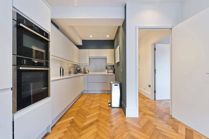 Gîte pour 4 personnes, avec jardin et balcon, adapté aux familles dans Gare de Saint Pancras Eurostar - 3
