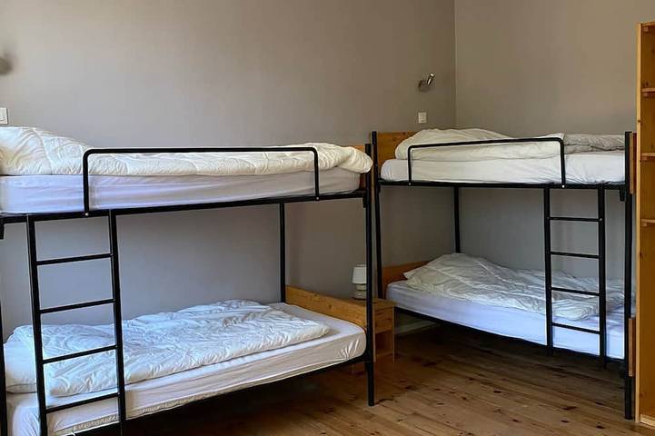 Gîte pour 12 personnes, avec Jardin à Espinchal - 2