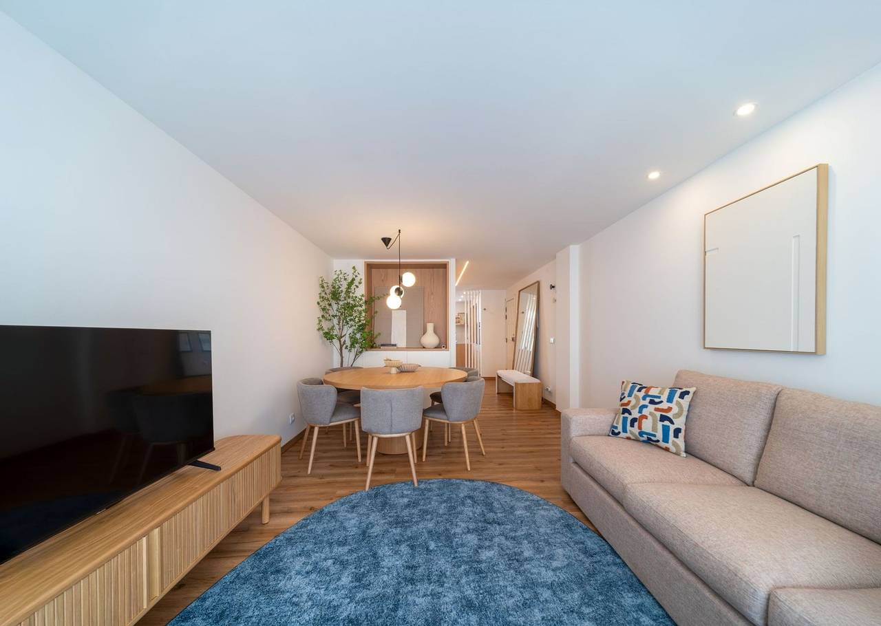 Apartamento inteiro, Apartamento de férias para 6 pessoas com varanda in Fátima, Distrito de Santarém