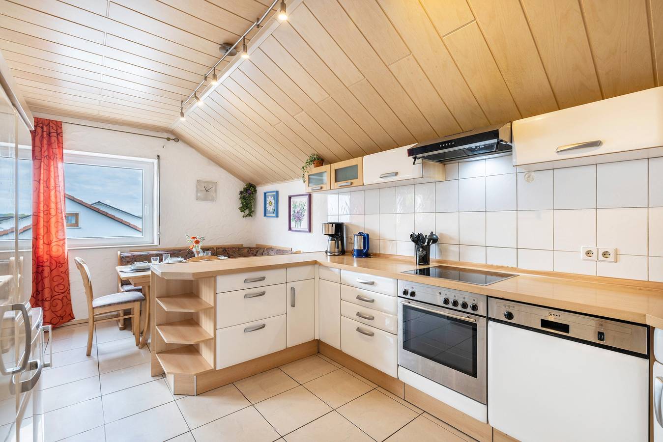 Ganze Wohnung, Apartment „Haus Fabio“ mit privater Terrasse und Wlan in Engstingen, Neckar-Alb