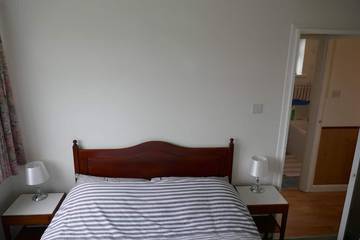 Chalet for 4 People in Norton Green, Isle of Wight, Photo 2