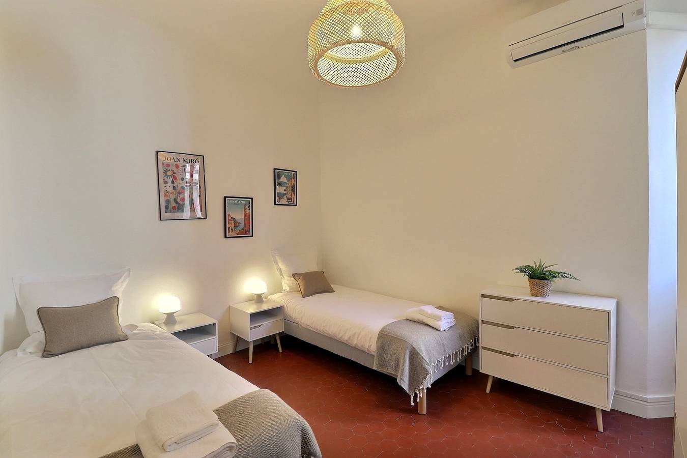 Appartamento intero, Appartamento vacanze per 4 persone con balcone in Ajaccio, Golfe D'Ajaccio