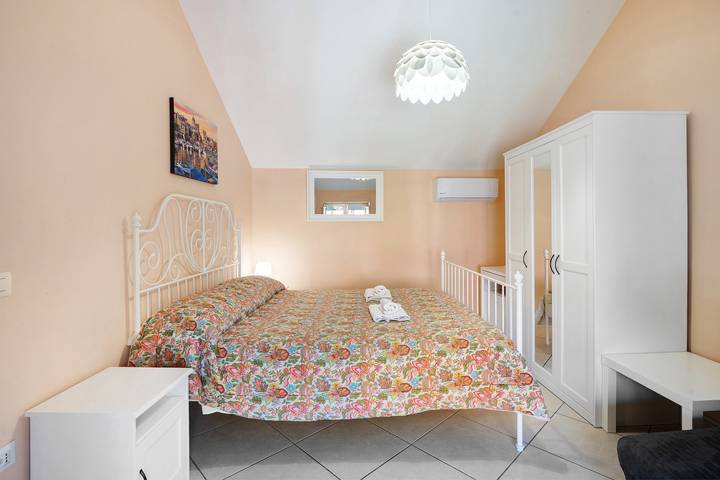 Agriturismo per 5 persone, con Balcone e Giardino in Napoli e dintorni