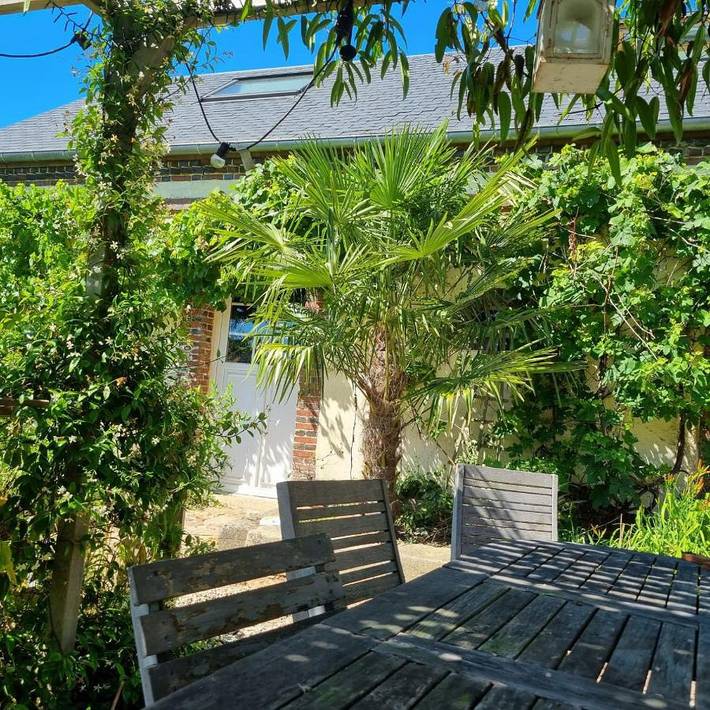 Appartement de vacances pour 2 personnes, avec Terrasse et Jardin ainsi que Piscine et Vue dans l' Eure - 4