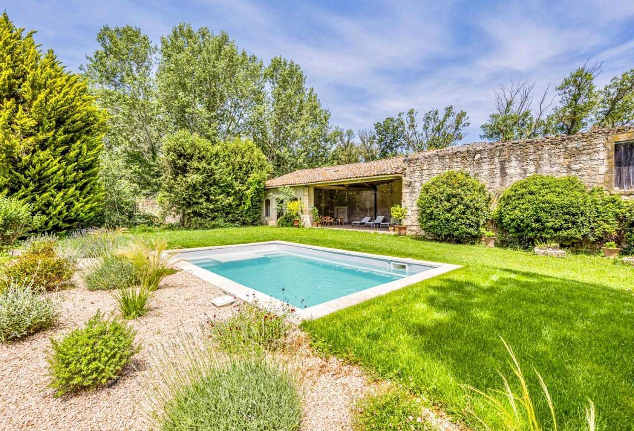 Domaine privé 14 pers Piscine Provence in Beaucaire, Région de Nîmes