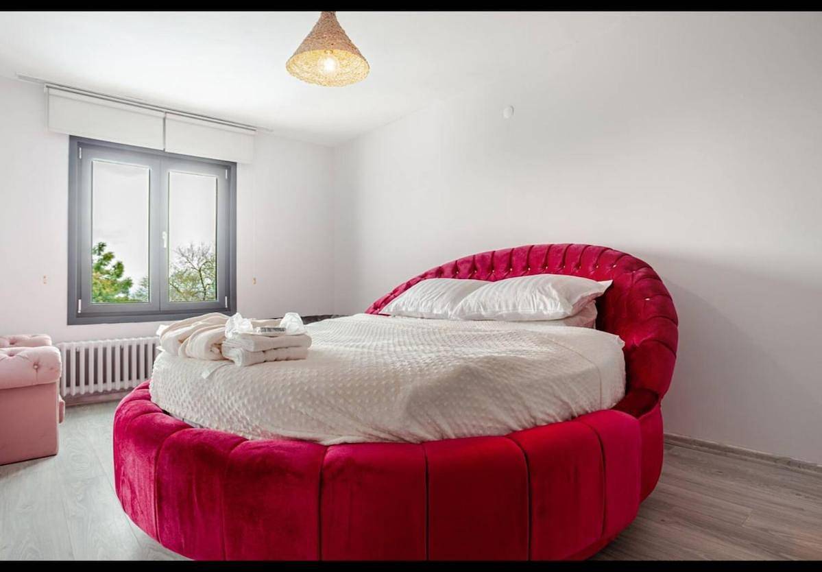 Modern Sea View Escape I Poolside Luxury Villa in Tuzla, Marmararegion