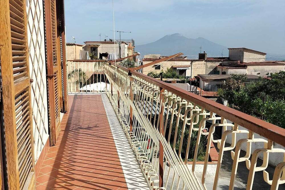 Appartamento intero, Tettoeletto Garden Bio in Castellammare di Stabia, Napoli e dintorni