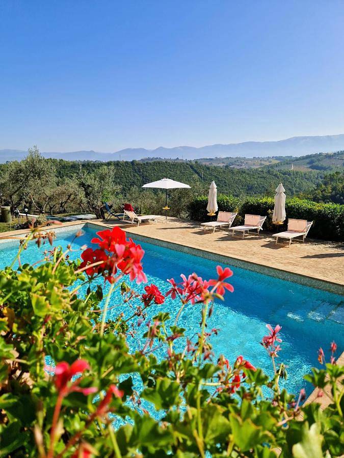 Parc de vacances pour 4 personnes, avec jardin et piscine à Gualdo Cattaneo - 2