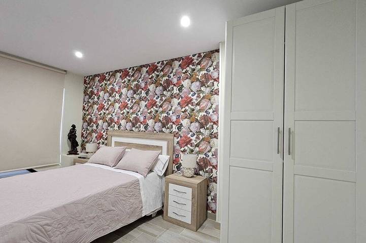 Appartement entier, La Herencia B. Fully equipped duplex. in Ponferrada, El Bierzo