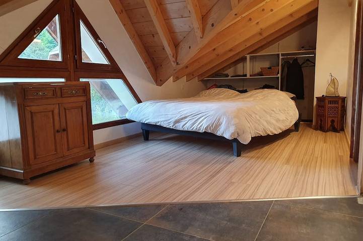 Ganze Wohnung, Le Typique Atypique Spacieux 140 m2 au Centre du Hameau de Perroix in Talloires-Montmin, Annecy und Umgebung