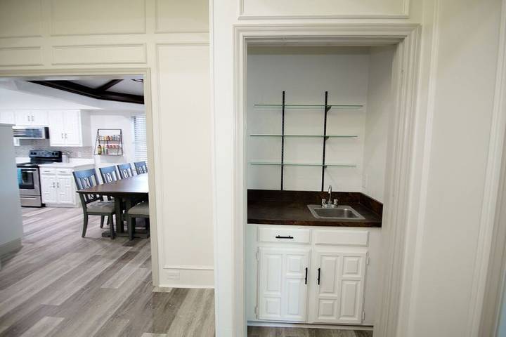 Vacation rental for 16 people, with yard and hot tub in Plano