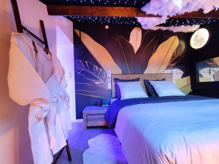 Location de vacances pour 2 personnes, avec jacuzzi et jardin dans Thue et Mue - 4