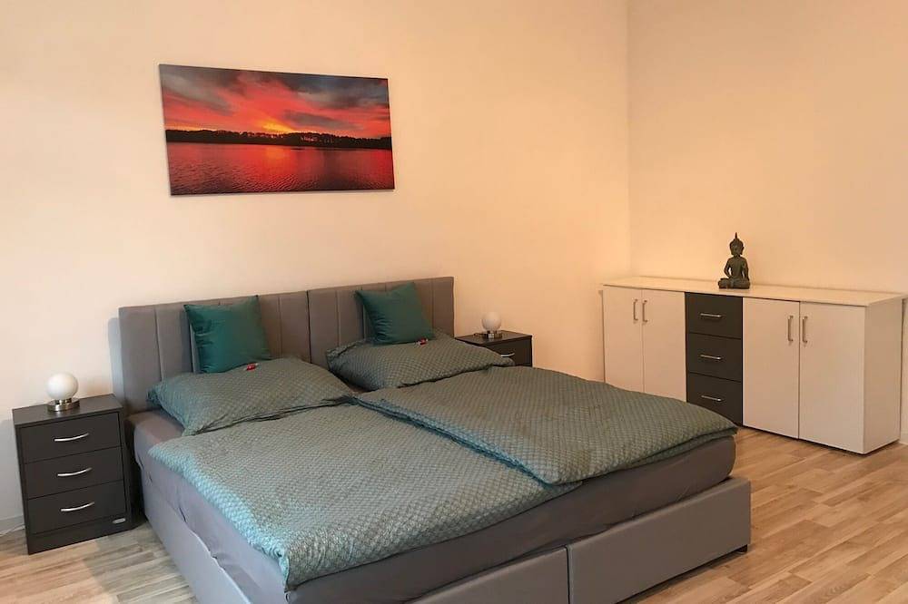 Ganze Wohnung, 2-Zimmer-Wohnung bei Berlin, 72 qm in Velten, Ruppiner Seenland