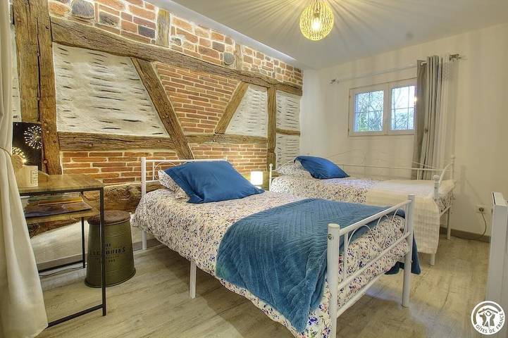 Location de vacances pour 5 personnes, avec jardin à Marboz - 3